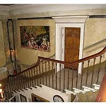 Hobart Hall