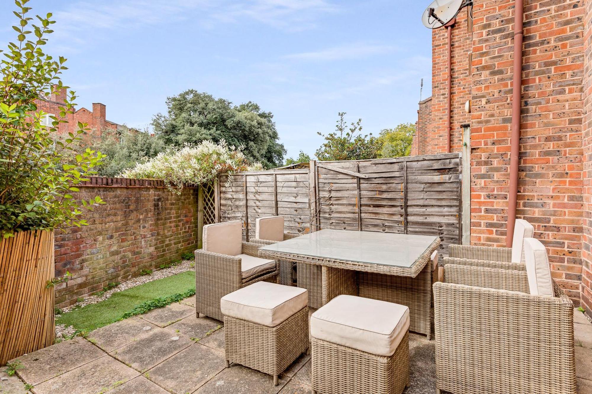 Beautiful Three-bedroom House In Richmond Holiday home
