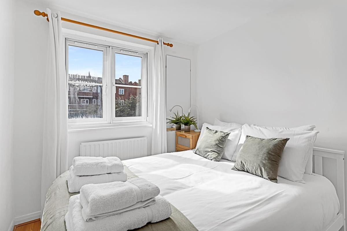 Beautiful Three-bedroom House In Richmond