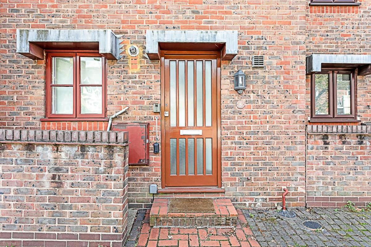 Holiday home Beautiful Three-bedroom House In Richmond *