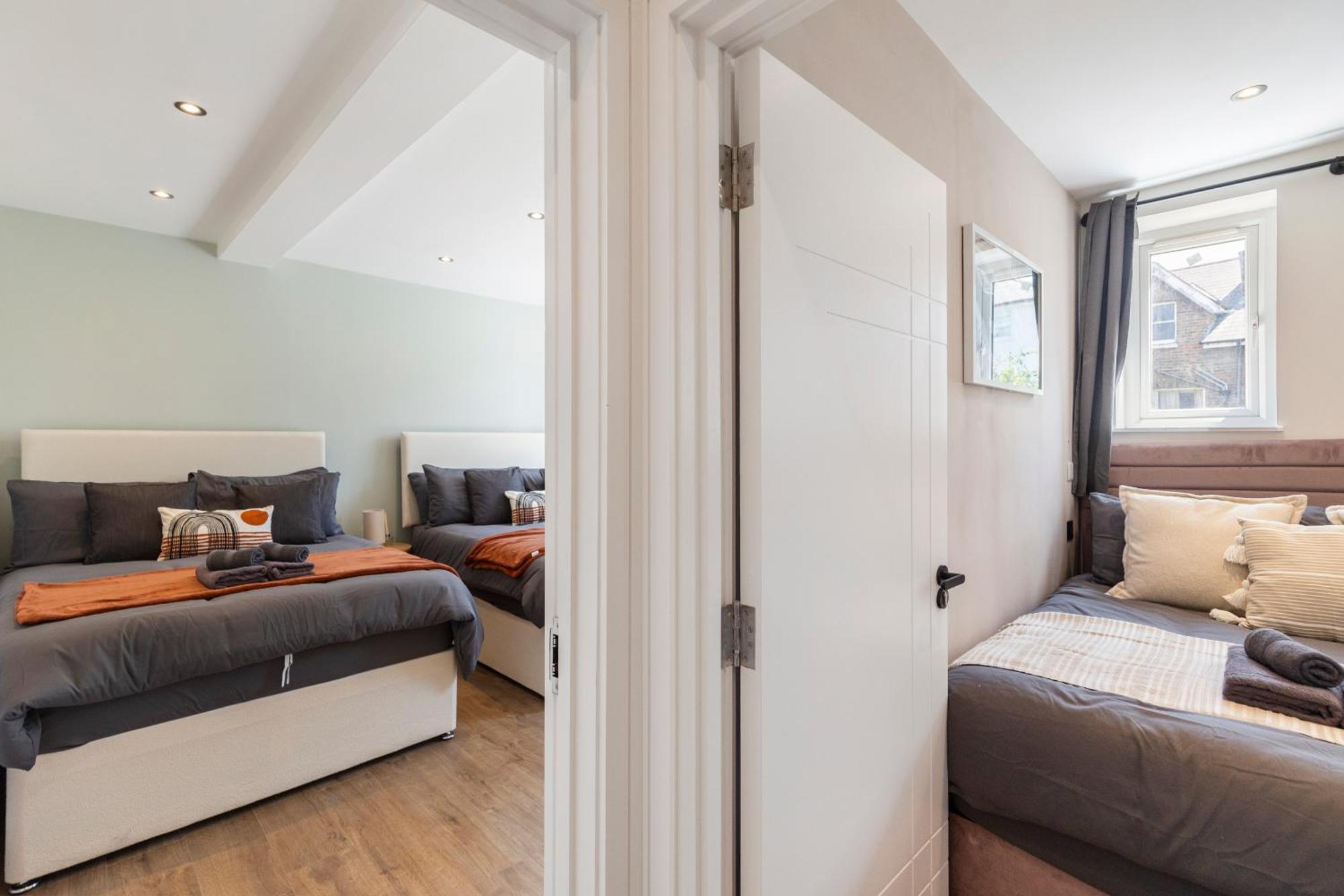 Kew Garden 2br Sleeps 9 Near London * Richmond (Greater London)