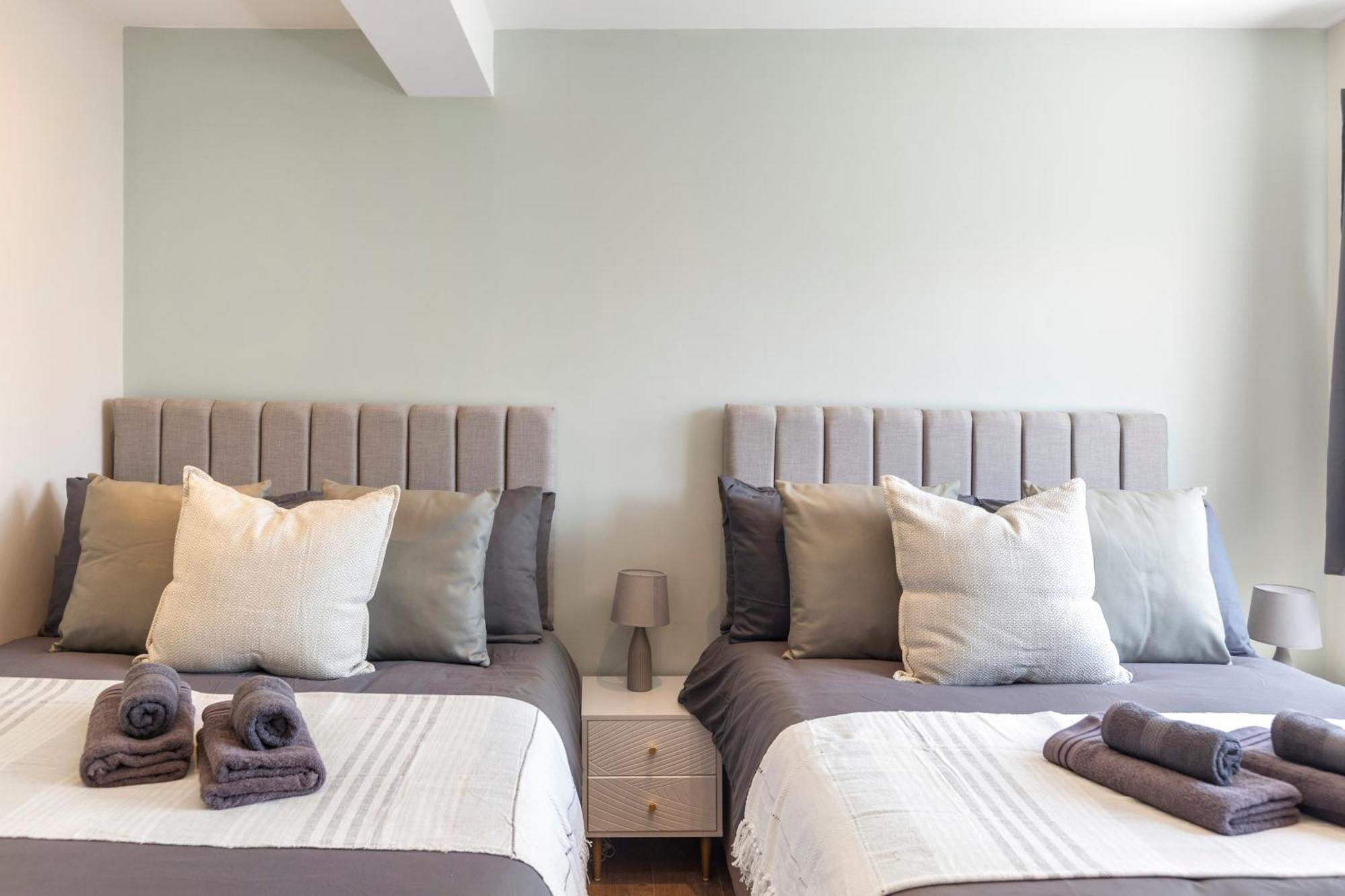 Kew View 2br Sleeps 9, Walk To Tube & Sights Apartment Richmond (Greater London)