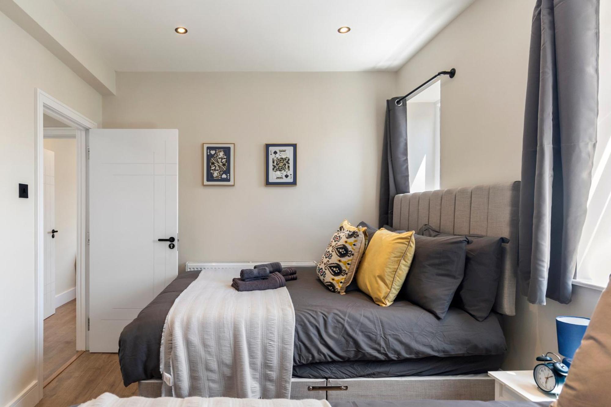 Apartment Kew View 2br Sleeps 9, Walk To Tube & Sights