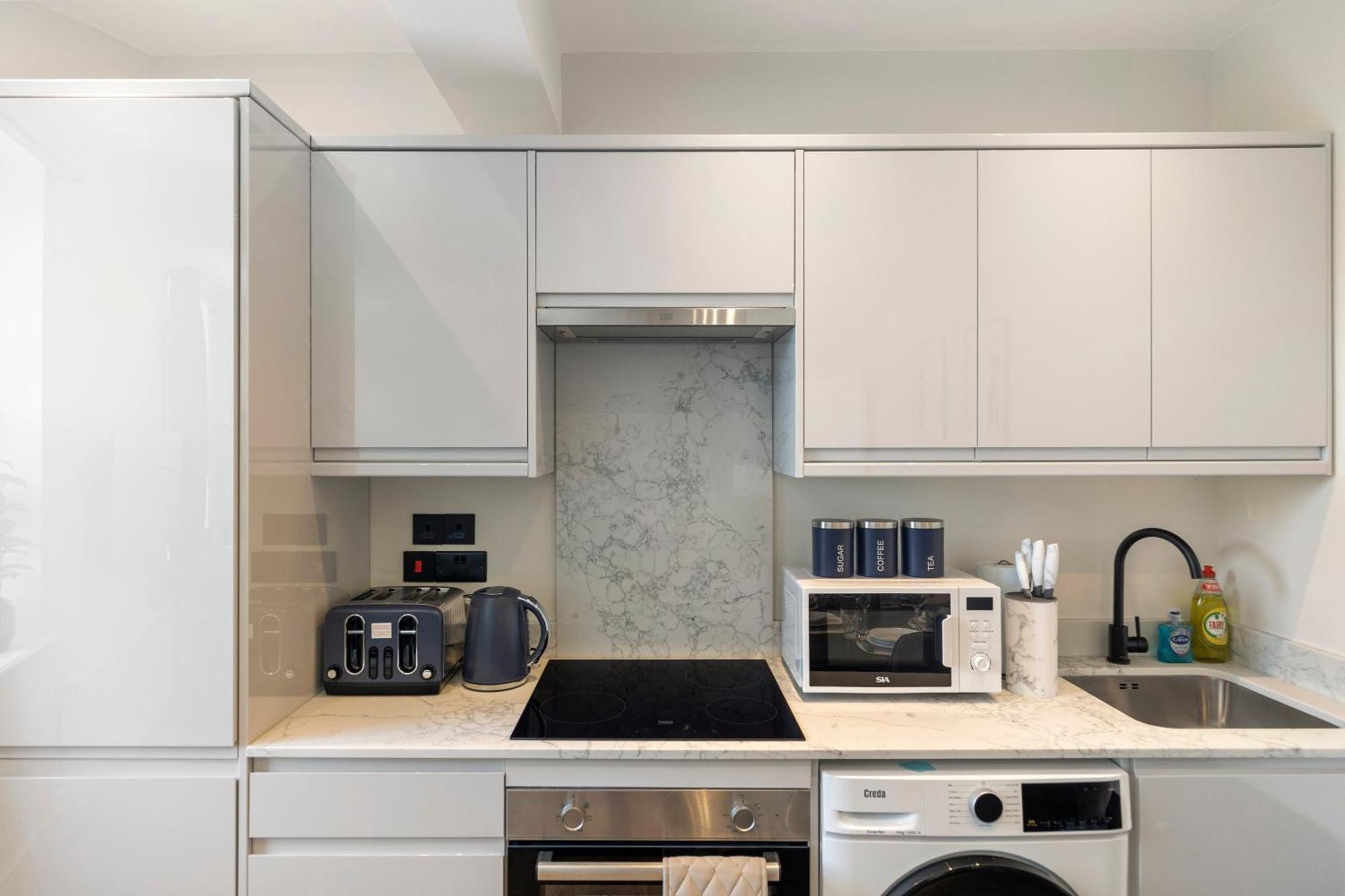 Kew View 2br Sleeps 9, Walk To Tube & Sights Apartment Richmond (Greater London)
