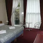 Travel House