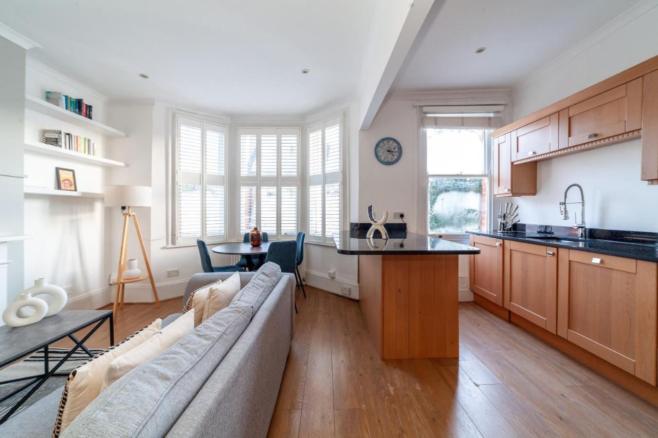 The Richmond Apartment *
