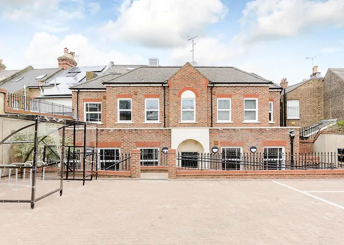 Richmond Ibis House Apartments By Viridian Apartments