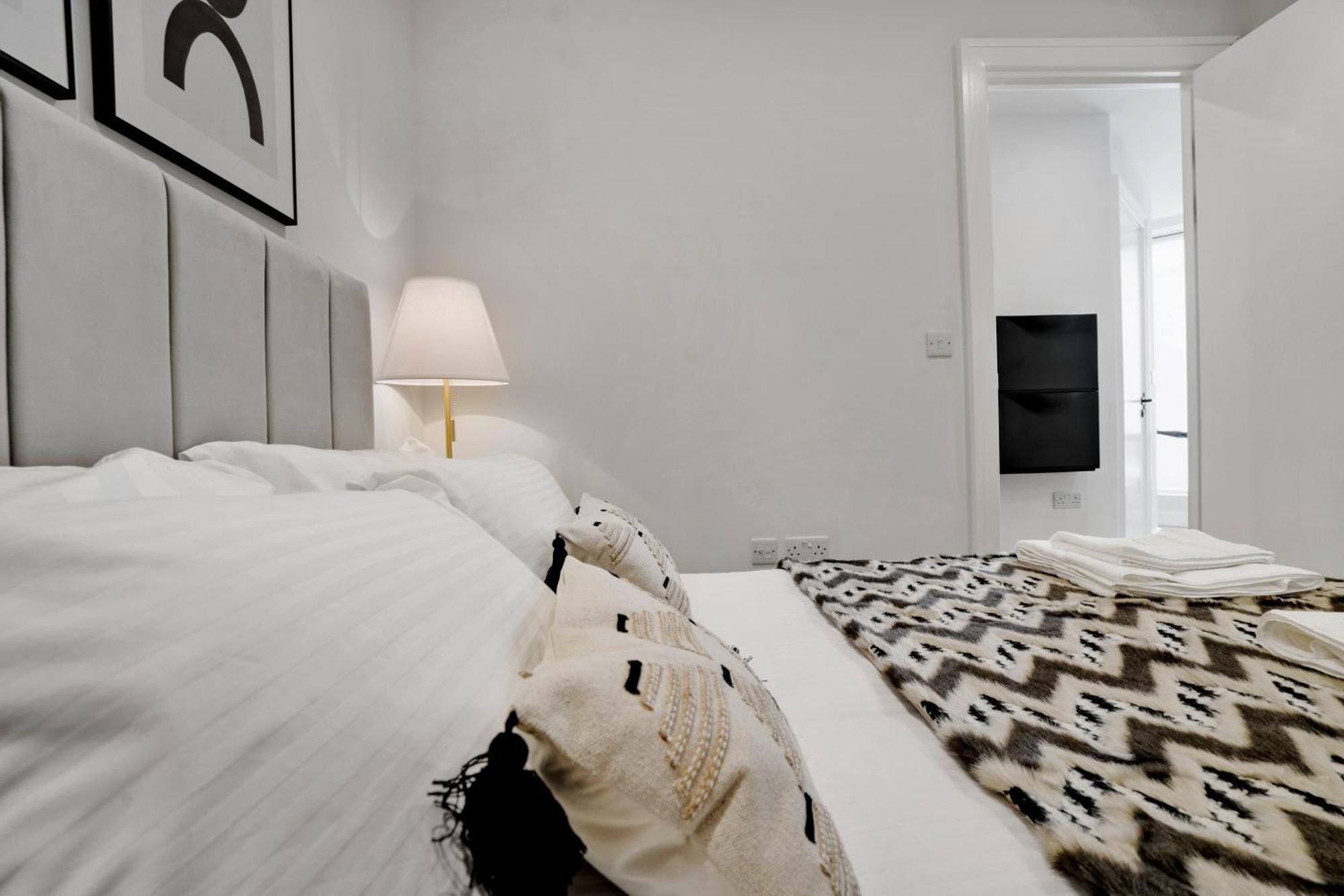 Apartment Super 3 Bed In Richmond Richmond (Greater London)